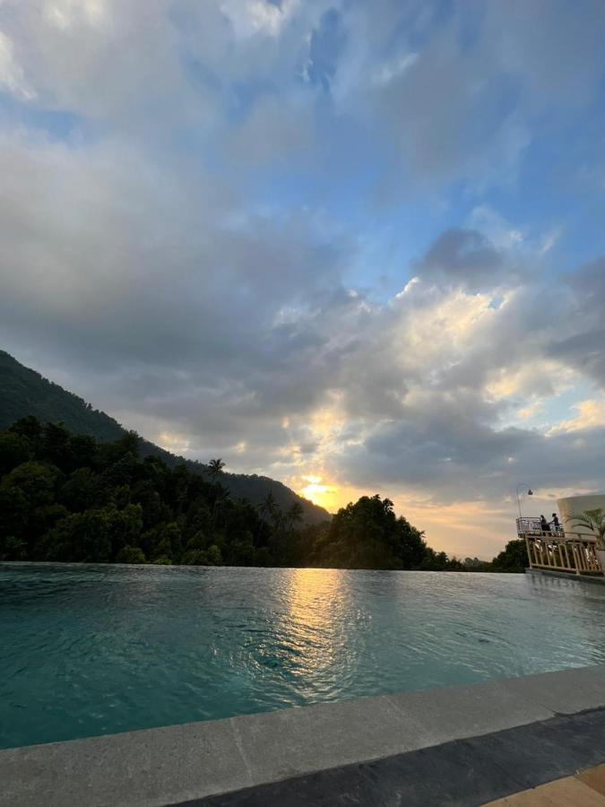 Munduk Kupang Villa&Resto Sekumpul Singaraja Buitenkant foto